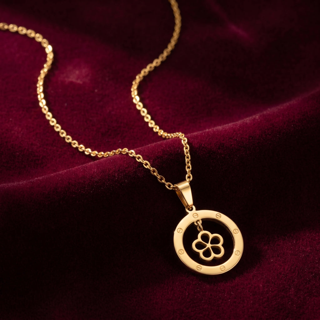 Clover Halo Pendant Necklace