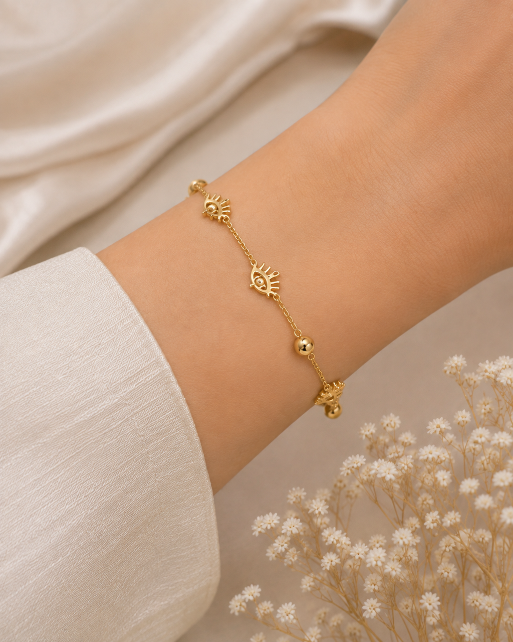 Rivaya Golden Evil Eye Bracelet