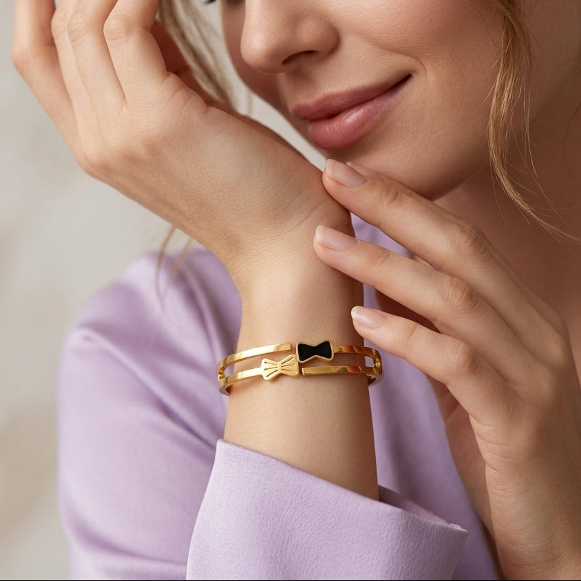 Minimal Bow Accent Gold Bracelet