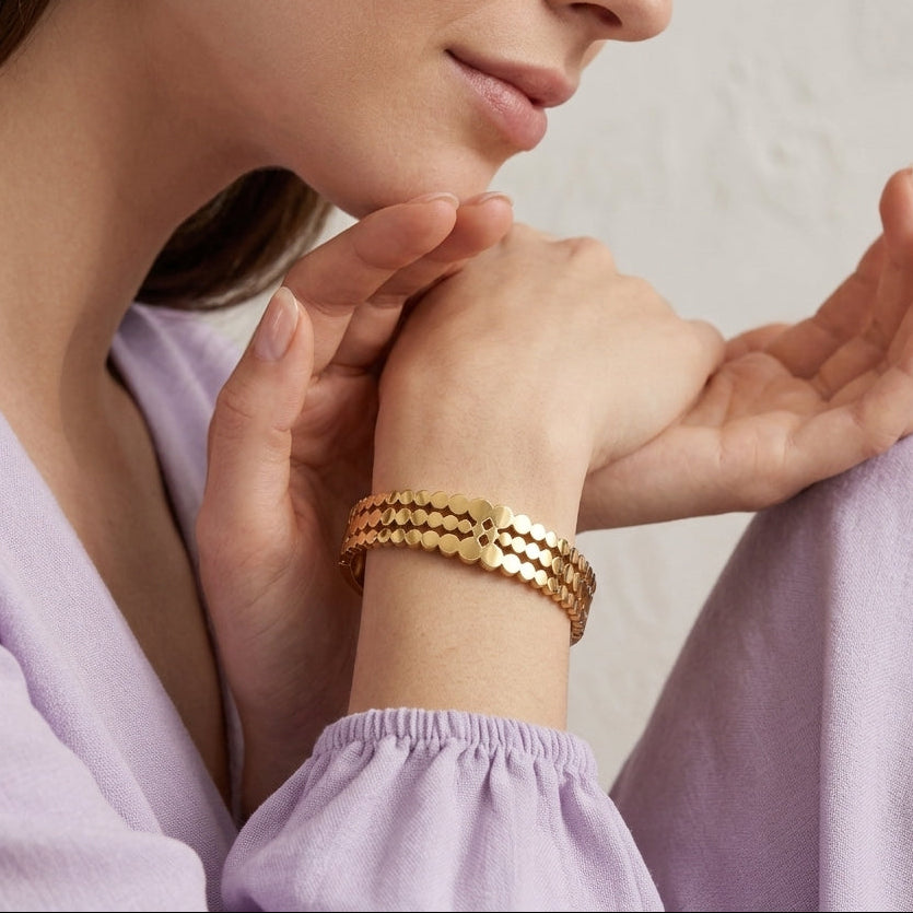 Ornate Cutwork Gold Bangle