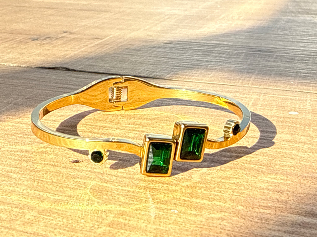 Rivaya's Emerald Grace Gold Bracelet