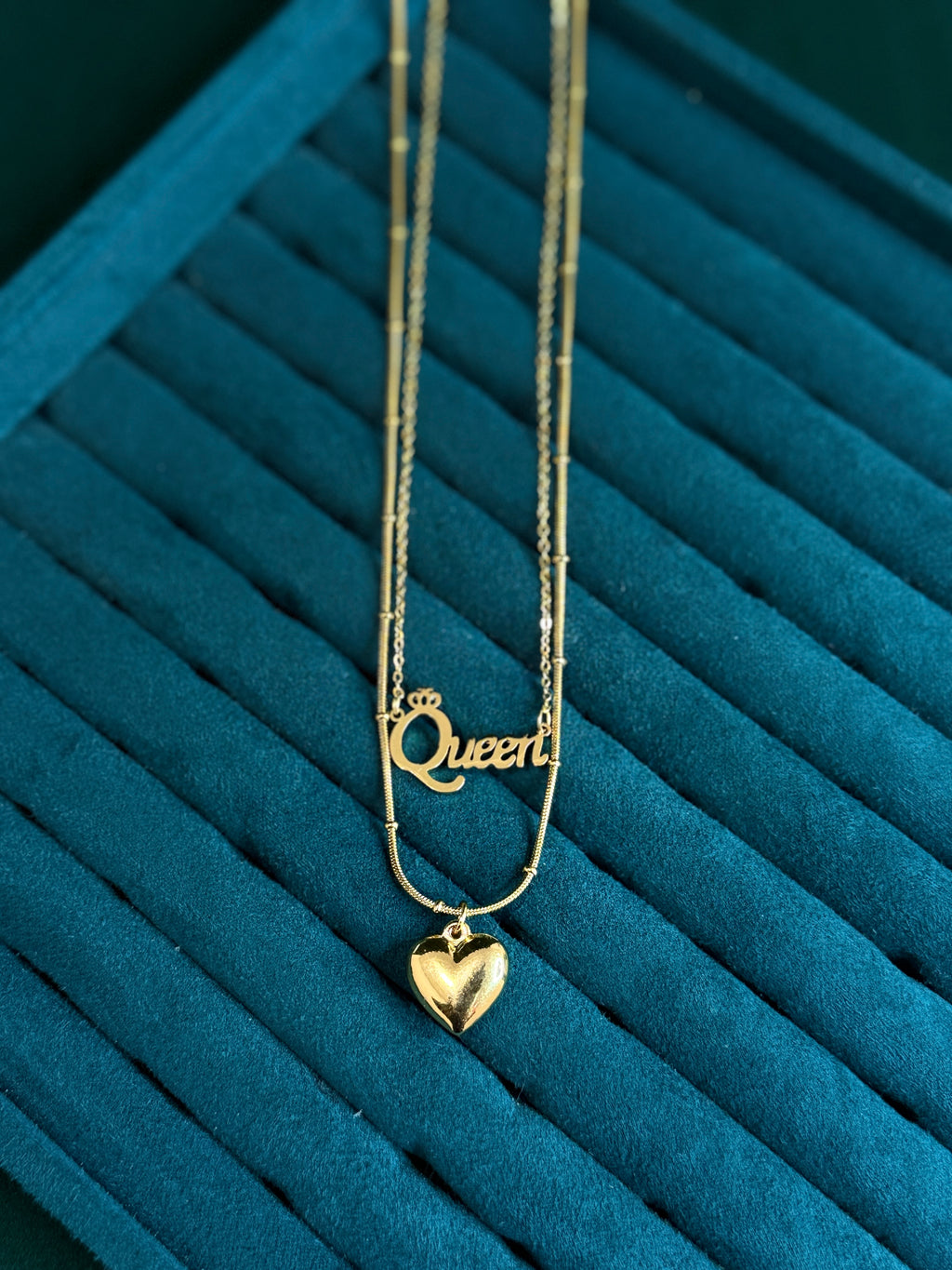 Queen Layered Heart Necklace