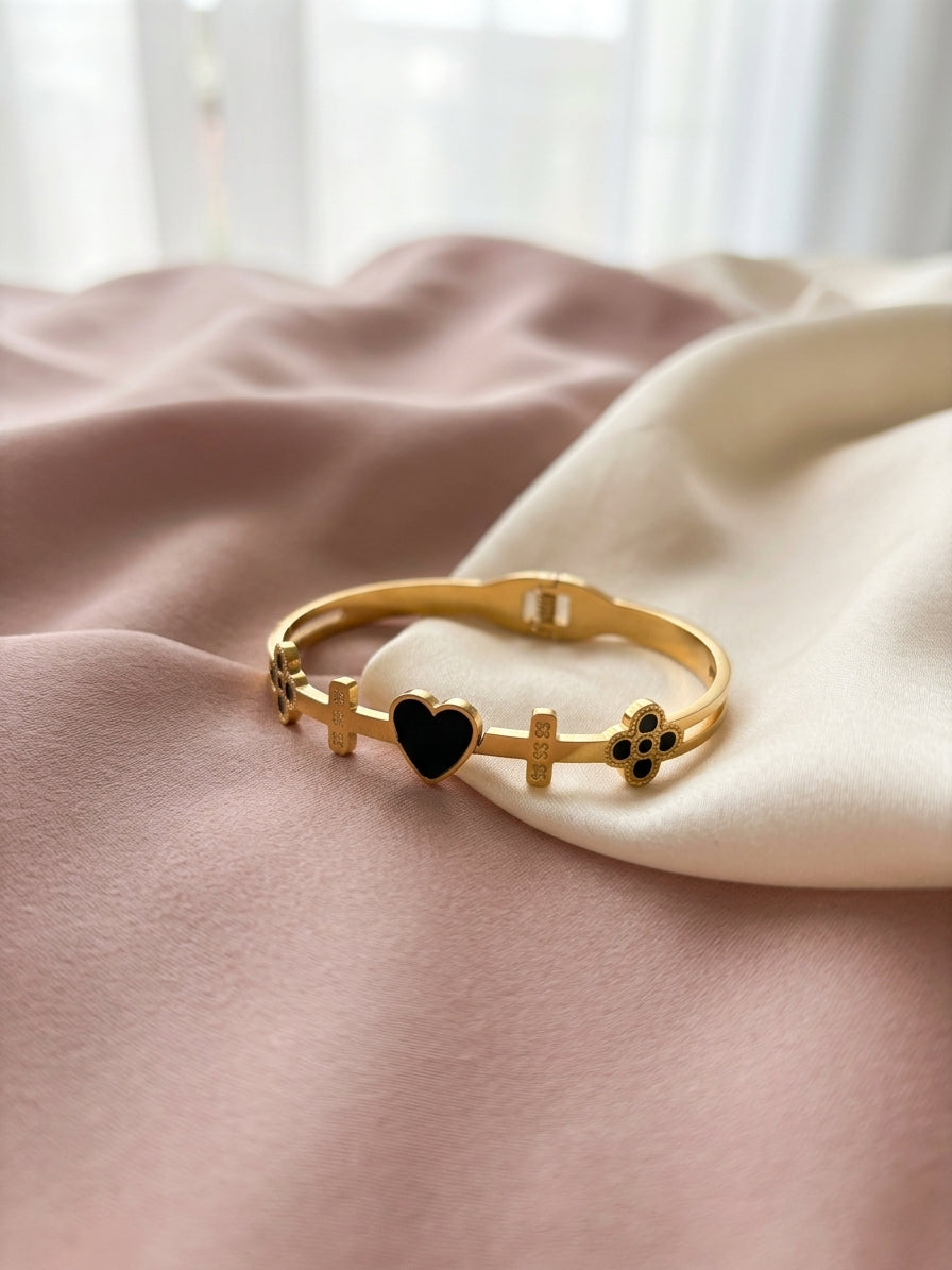Noir Clover Heart Cuff Bracelet